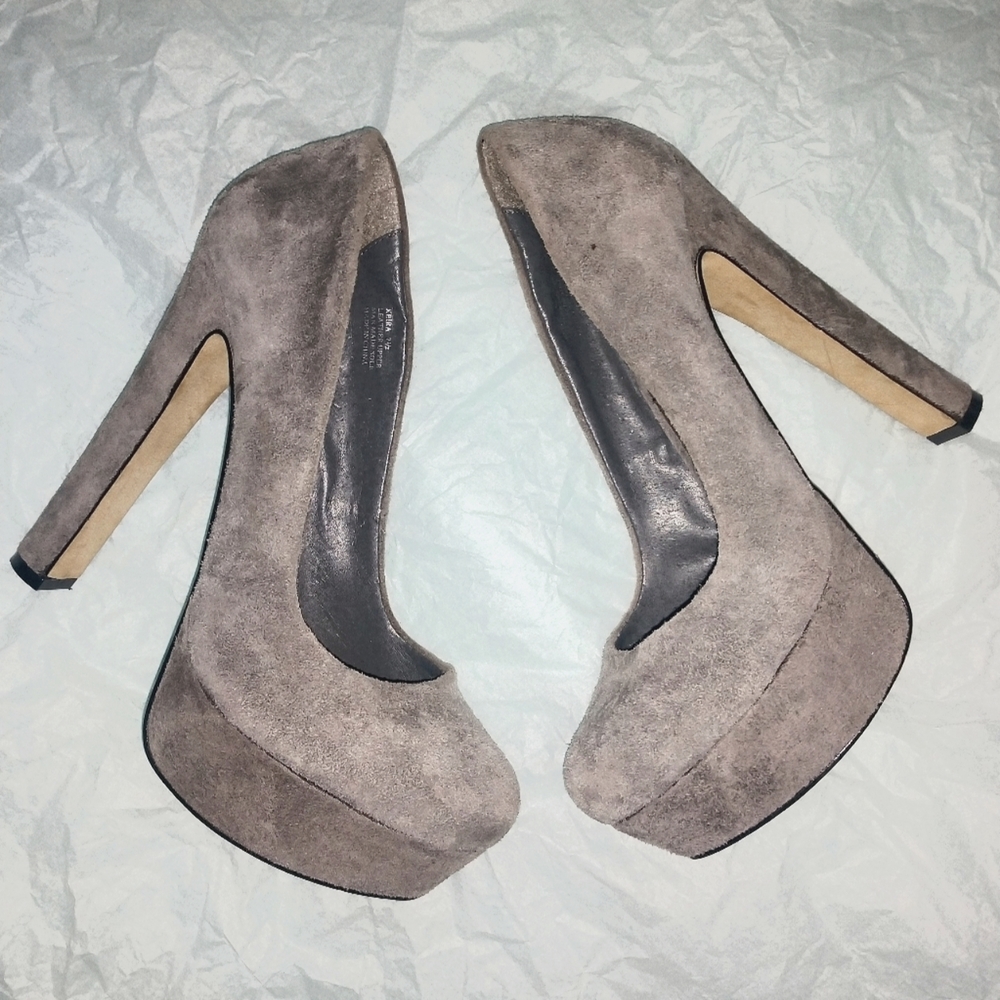 Zigisoho Grey Leather Heels